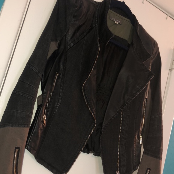 JACKET - Picture 2 of 4